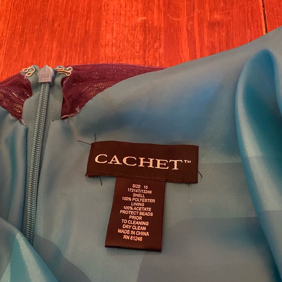 Gown - Picture 6 of 8